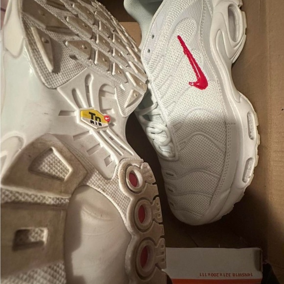 NIKE AIR MAX TN - Picture 4 of 5